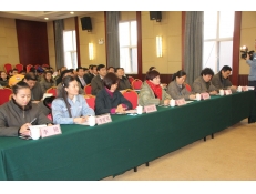 華魯公司舉辦“走向市場(chǎng)，贏在市場(chǎng)”主題演講